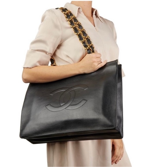 CHANEL Handbags - Chanel Black Lamb Skin Leather Tote with 24k gold hardware
